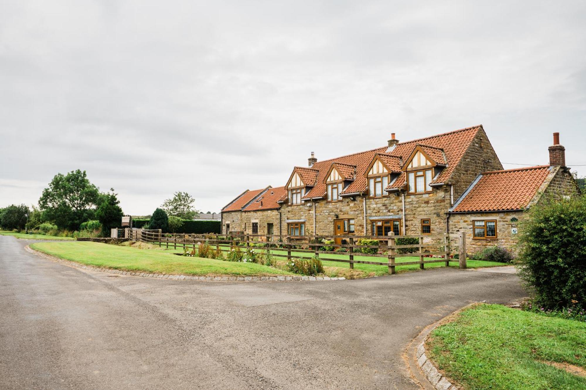Low Moor Lodge Scarborough Eksteriør bilde